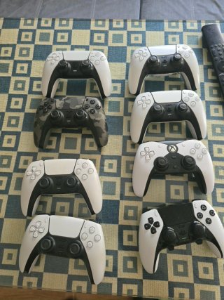 Mandos PS5 algunos con fallos y otros funcionan