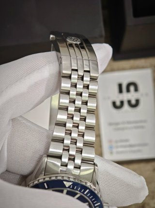 Raymond Weil Freelancer Diver Azul