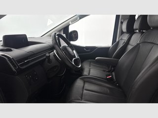 Hyundai Staria 2.2 CRDI Tecno 9S