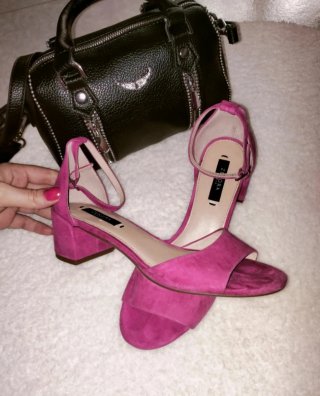 Sandalias Zendra rosas sin estrenar