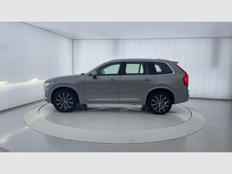 Volvo XC90 2023, foto 4
