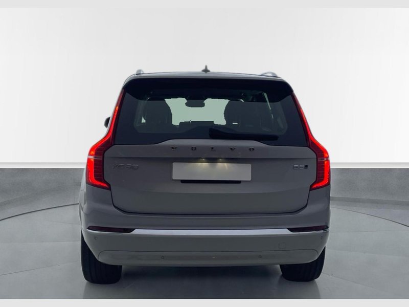 Volvo XC90 2023, foto 8