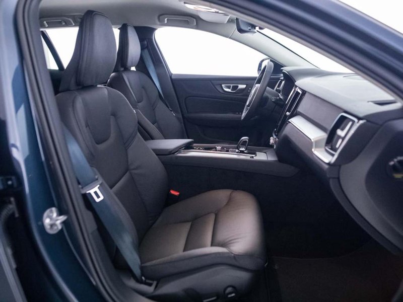 Volvo S60 2024, foto 10