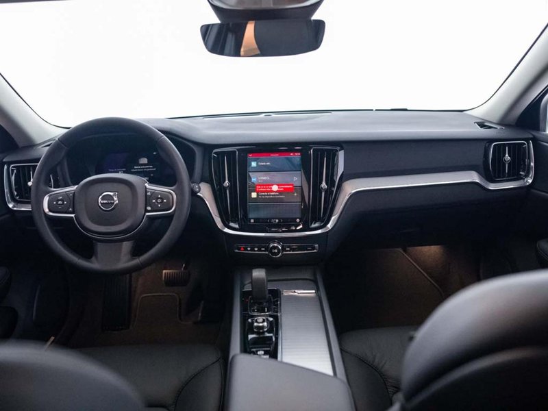 Volvo S60 2024, foto 15