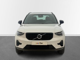 Volvo XC40 2.0 B3 G Plus Dark Auto
