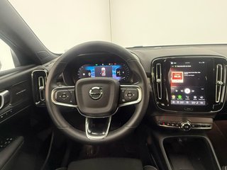 Volvo XC40 2.0 B3 G Plus Dark Auto