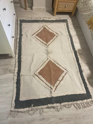 Alfombra Sklum beige y marrón