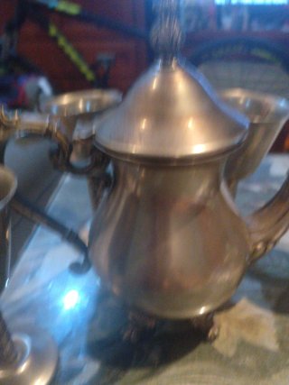 Juego de tetera y vasos