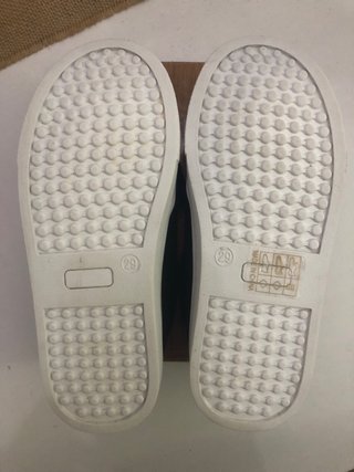 Zapatillas tipo manoletinas de pana negra .Nuevas