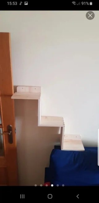 Escalera de madera para gato