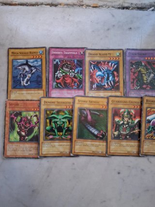 Carte Yu-Gi-Oh! - Lotto carte
