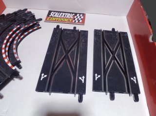 Scalextric Compact. Pack pistas cruce digital