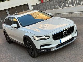 VOLVO V90 Cross Country
