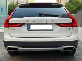 VOLVO V90 Cross Country