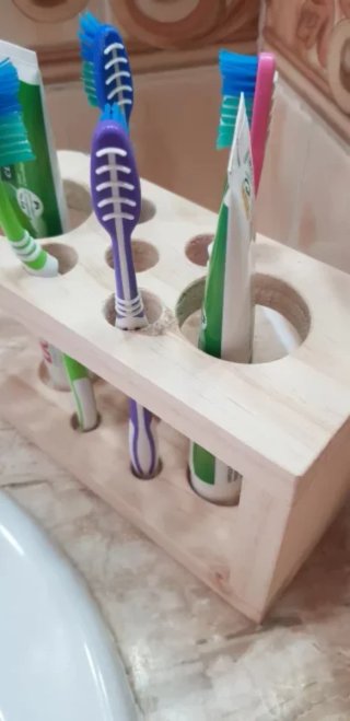 Portacepillos de madera para baño
