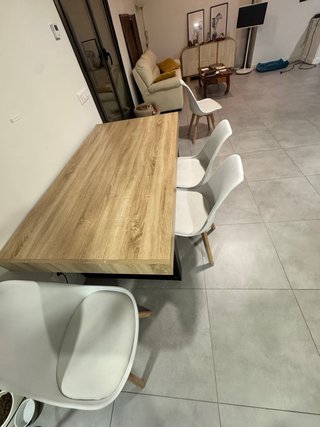 Mesa comedor y 4 sillas  estilo nordico