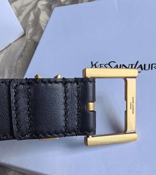 Cinturón YSL Mujer Cuero Negro Hebilla Dorada