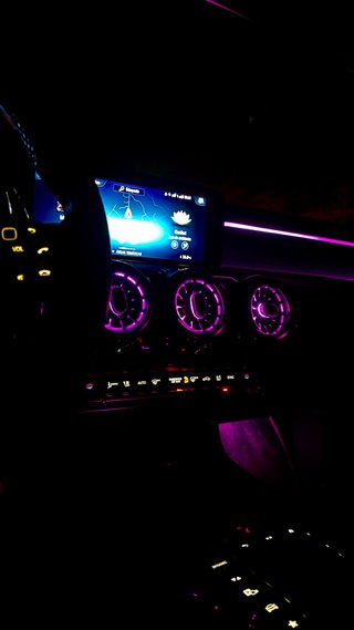 Mercedes-Benz CLA 200d full black