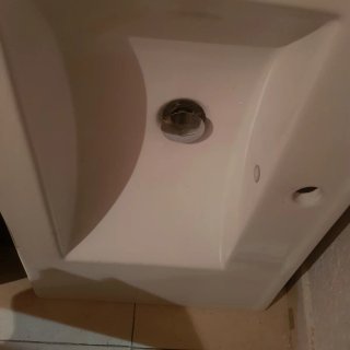 Lavabo de cerámica blanco casi nuevo