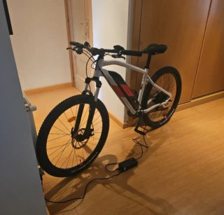 Bicicleta Eléctrica Blanca