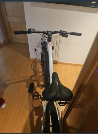 Bicicleta Eléctrica Blanca