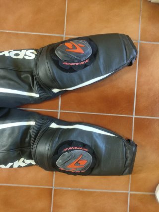 Traje Moto 2 Piezas Spike Negro/Blanco Mono
