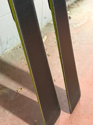 Sci Elan SLRace 160 con attacchi