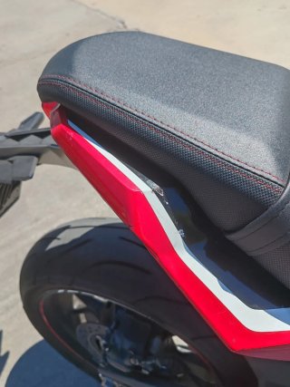 Honda CBR650R 2021 Roja Negra