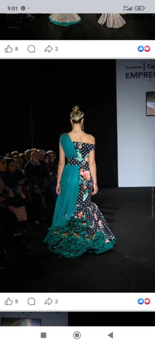 Vestido Flamenca azul marino.