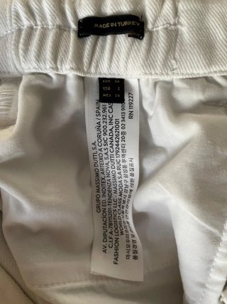 Pantalones Massimo Dutti blancos