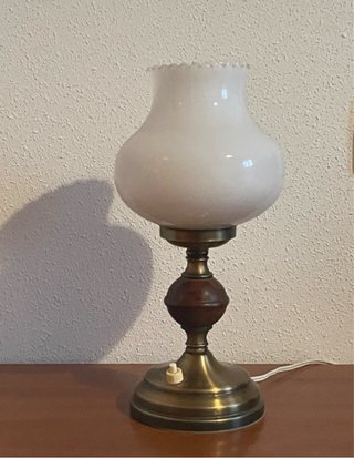 Lámpara de mesa vintage metal y madera