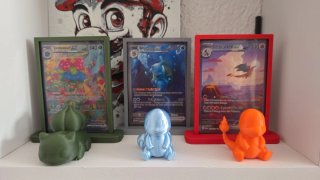Soportes 3D para cartas y figuras Pokémon