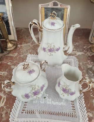 Trío café porcelana oro y blanco