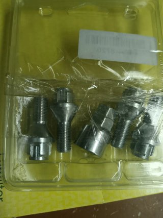 Tornillo de rueda Febi Bilstein 27051
