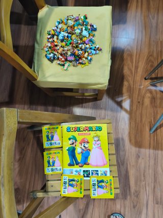 * 4.000 POKÉMON+SOBRES+ÀLBUMS+FIGURAS**