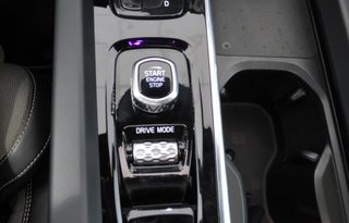 Volvo XC60 2.0 T6 340cv Auto AWD Recharge R-Design