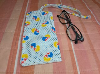 Astuccio portaocchiali di stoffa morbido fiocco