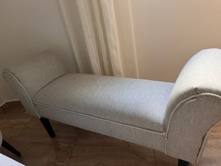 Sillon cuarto debajo de los pies