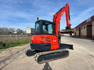 Mini excavadora Kubota U55