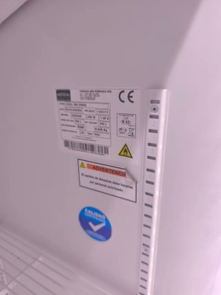 Nevera Coca-Cola ICool 300