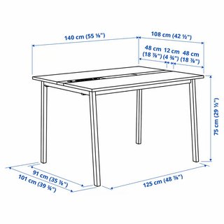 Mesa de oficina blanca y negra