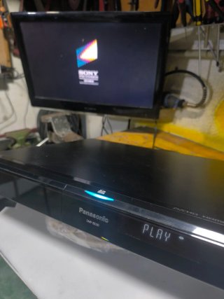 Reproductor Blu-ray Panasonic DMP-BD30