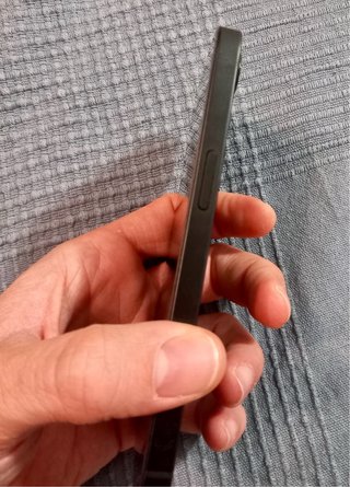 iPhone 16e 128 GB 100% batería ESTADO IMPECABLE
