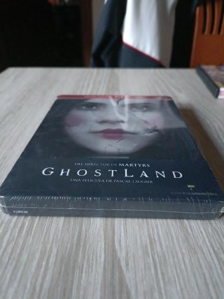 Ghostland Steelbook Blu-ray sin abrir