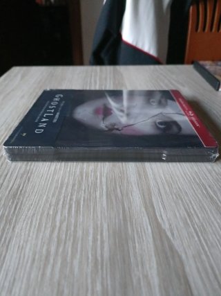 Ghostland Steelbook Blu-ray sin abrir
