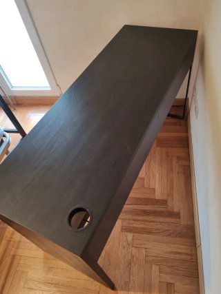 Scrivania IKEA MICKE 142x50cm