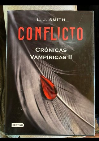 Libro “CONFLICTO” de la daga cronicas vampiricas