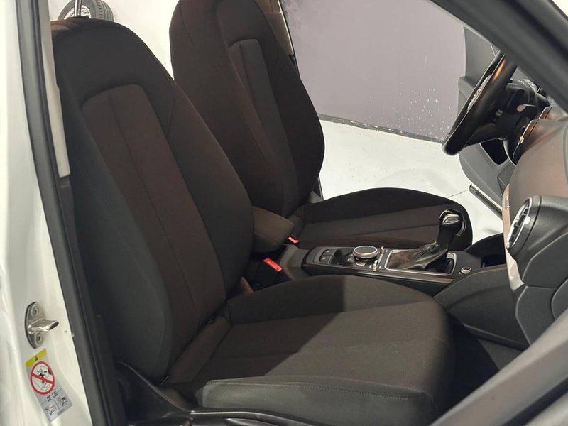 Audi Q2 1.5 35 TFSI 2021, foto 10