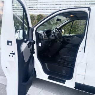 Nissan NV300 2017