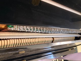 Piano vertical Symphony